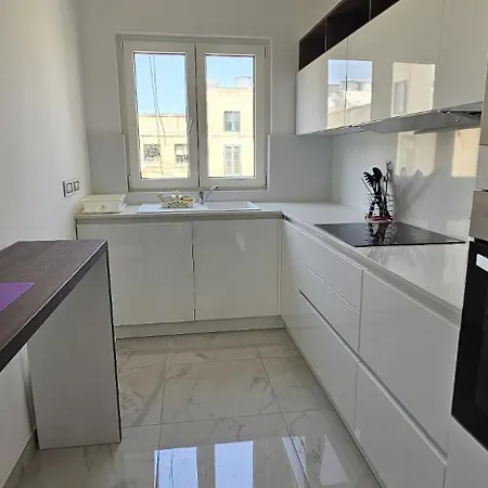 Modern Elegance V1