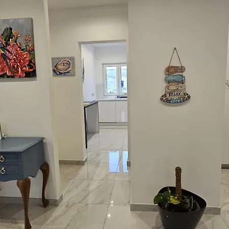 Modern Elegance V1 La Valletta