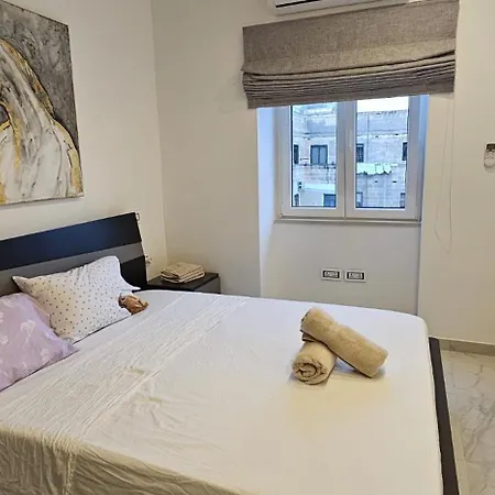 Modern Elegance V1 Apartment *