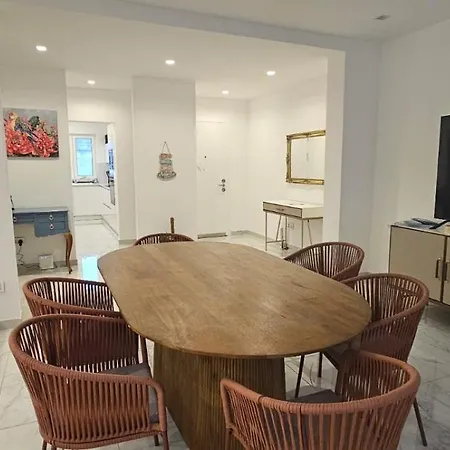 Modern Elegance V1 Appartamento *