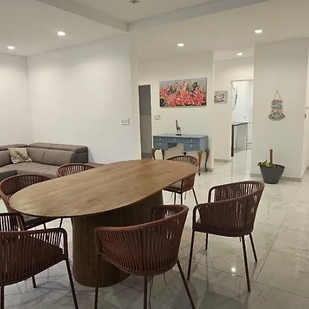 Apartment Modern Elegance V1