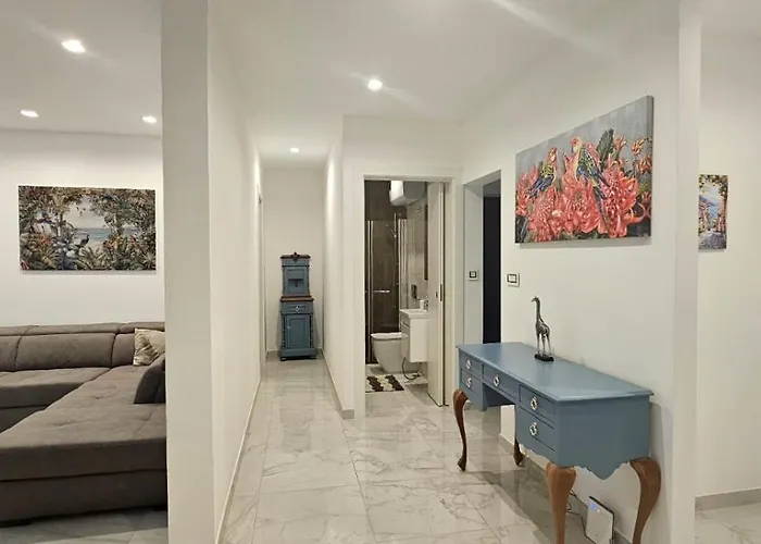 Modern Elegance V1 Valeta